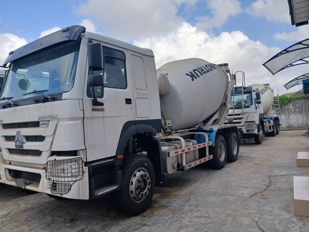 Sinotruk HOWO cement mixer trucks for construction projects in Nigeria